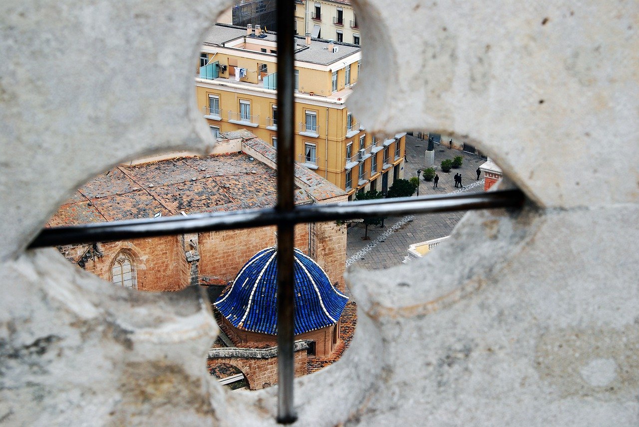 window-gc456d526f_1280
